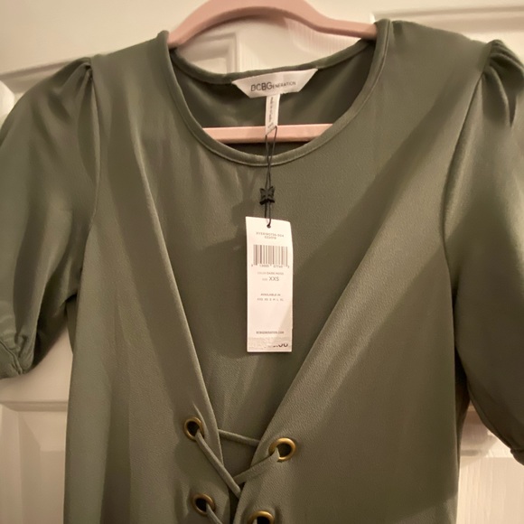 BCBG Lace-up dress - Picture 4 of 5